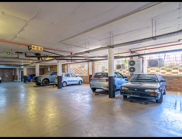 219M² OFFICE FOR SALE IN SIMBA